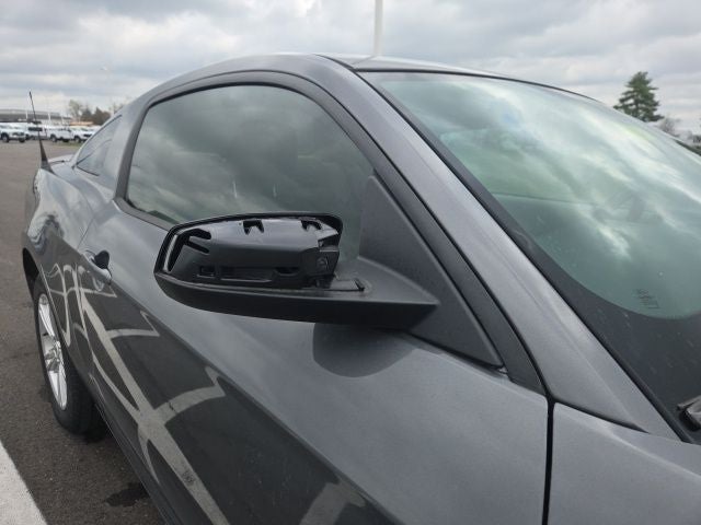 2010 Ford Mustang V6 Premium