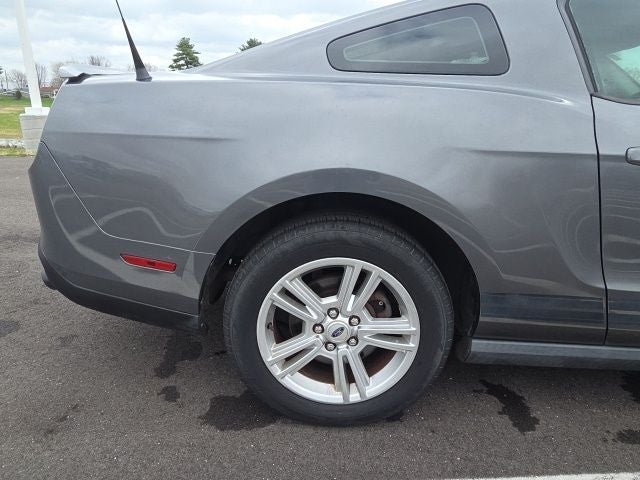 2010 Ford Mustang V6 Premium