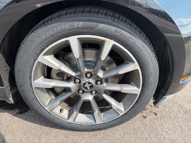 2011 Ford Mustang GT Premium