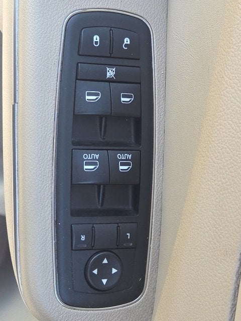 2012 Chrysler 300 Base