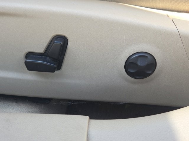 2012 Chrysler 300 Base