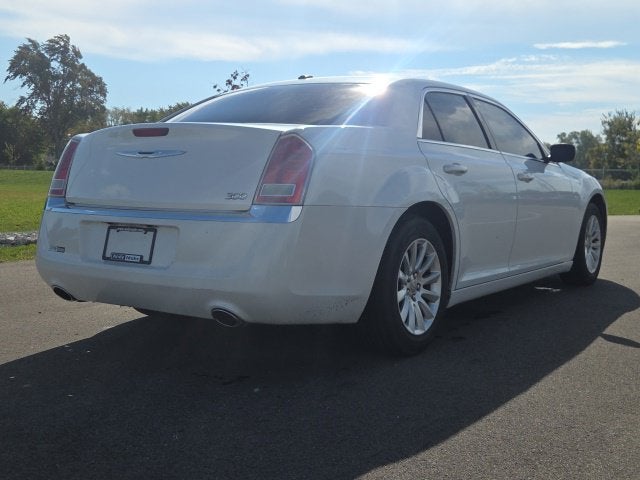 2012 Chrysler 300 Base