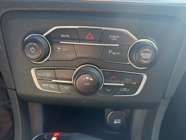 2019 Dodge Charger SXT