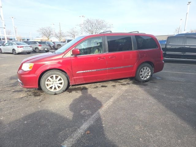 2013 Chrysler Town & Country Touring