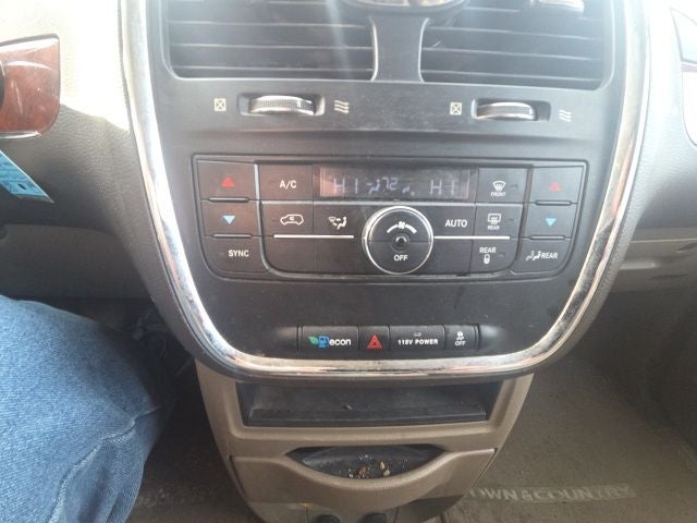 2013 Chrysler Town & Country Touring