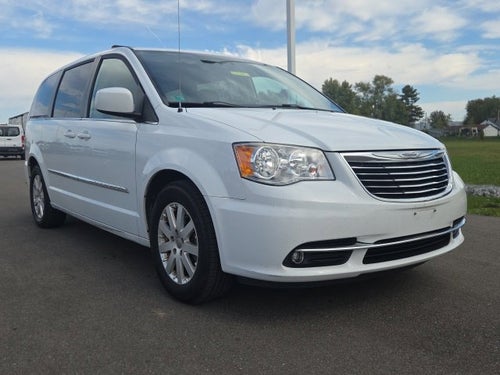 2016 Chrysler Town & Country Touring
