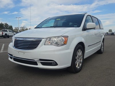 2016 Chrysler Town & Country Touring
