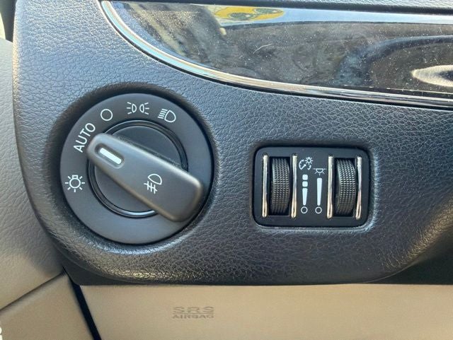 2012 Chrysler Town & Country Touring-L
