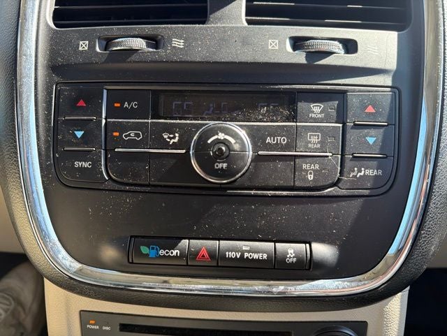 2012 Chrysler Town & Country Touring-L