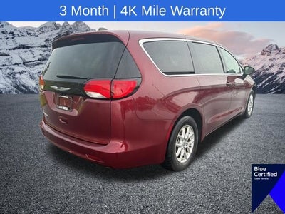 2023 Chrysler Voyager LX
