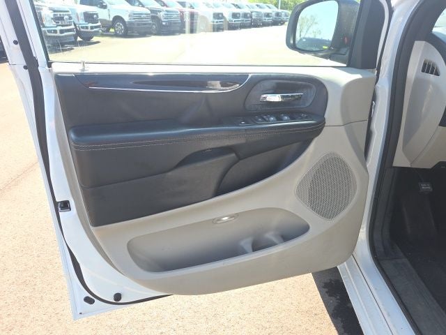 2016 Dodge Grand Caravan SE Plus