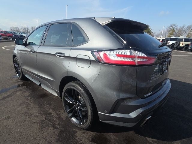 2022 Ford Edge ST