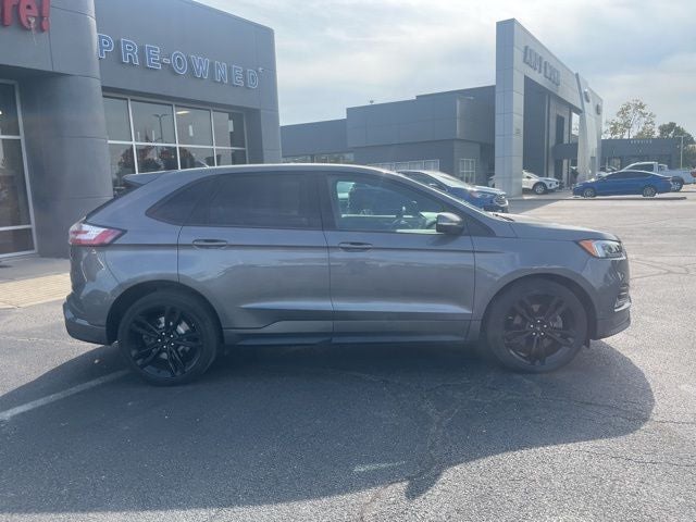 2022 Ford Edge ST