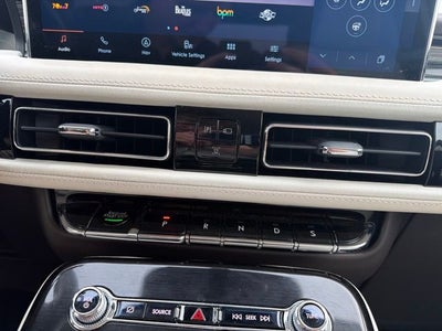 2022 Lincoln Nautilus Black Label