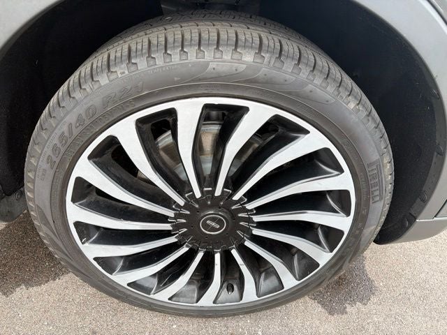 2022 Lincoln Nautilus Black Label