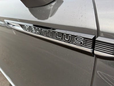 2022 Lincoln Nautilus Black Label