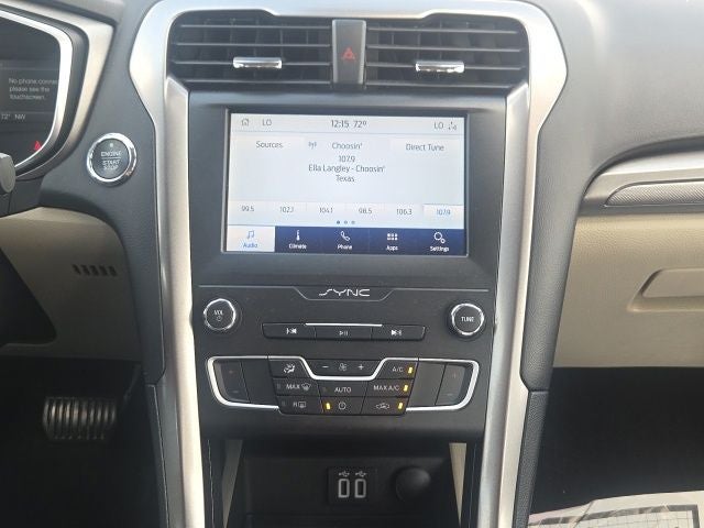 2020 Ford Fusion SE