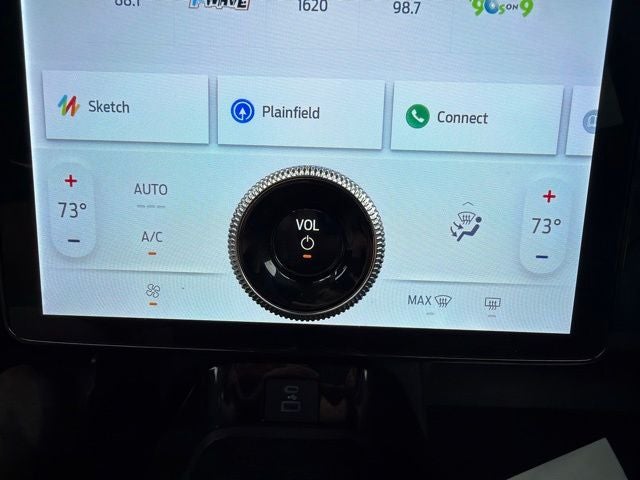2022 Ford Mustang Mach-E Select