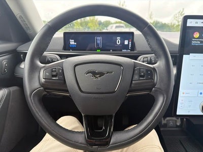 2022 Ford Mustang Mach-E Select