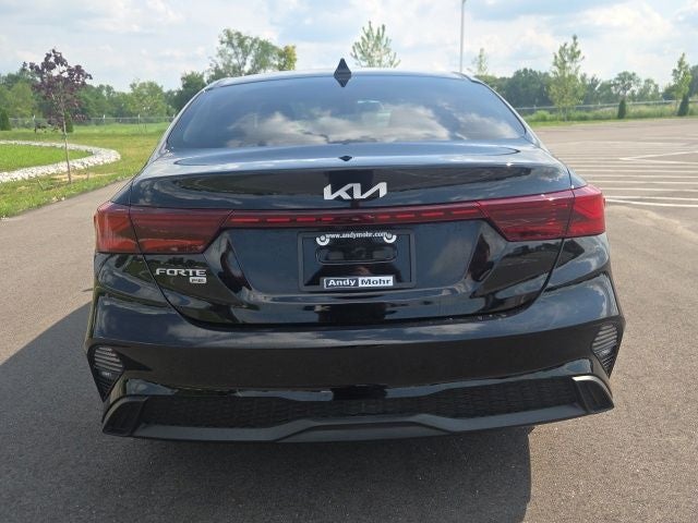 2024 Kia Forte LX