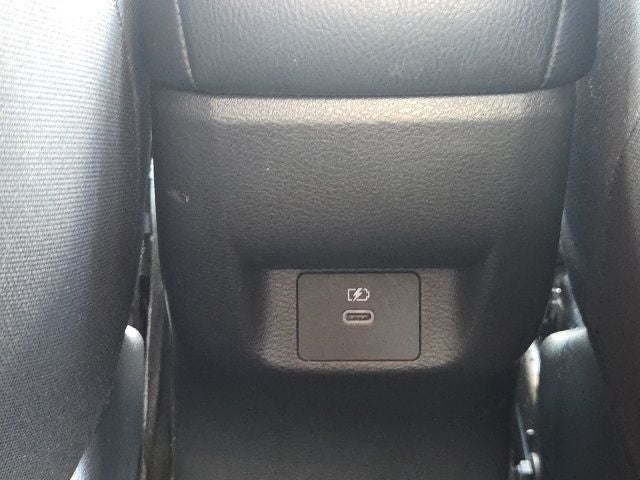 2024 Nissan Versa 1.6 SV