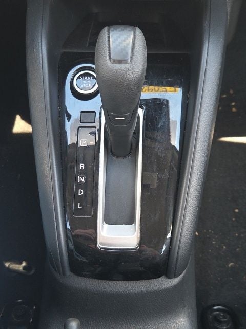 2024 Nissan Versa 1.6 SV
