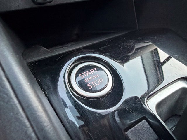 2024 Nissan Versa 1.6 SR
