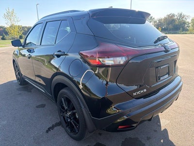 2023 Nissan Kicks SR