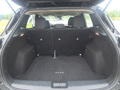 2025 Nissan Kicks S