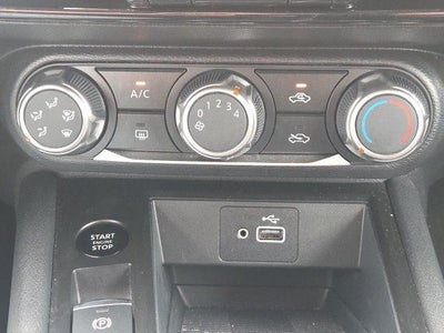 2025 Nissan Kicks S
