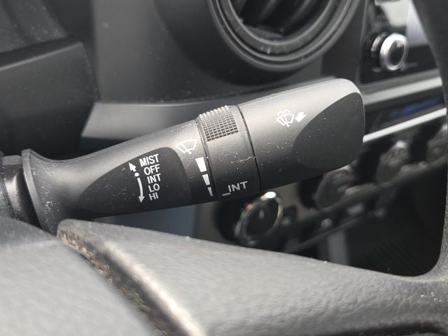 2022 Toyota Tacoma SR V6