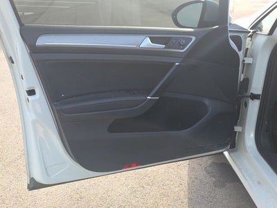 2015 Volkswagen Golf TSI S 4-Door