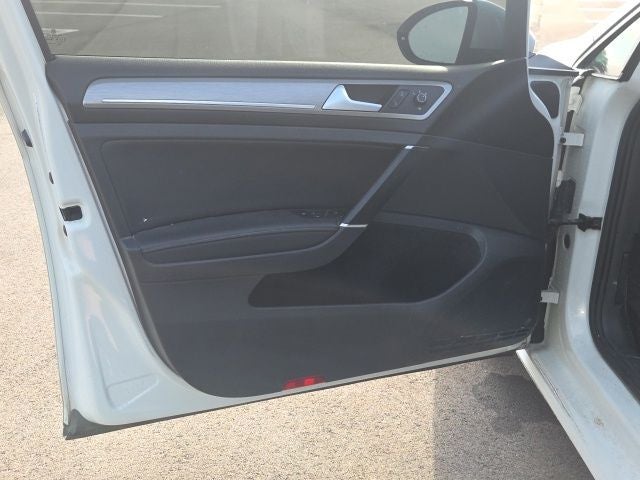 2015 Volkswagen Golf TSI S 4-Door