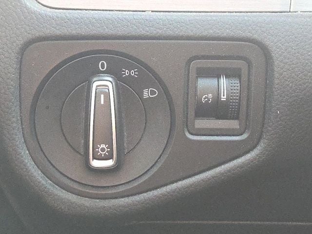 2015 Volkswagen Golf TSI S 4-Door