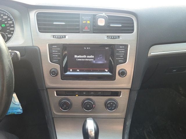 2015 Volkswagen Golf TSI S 4-Door