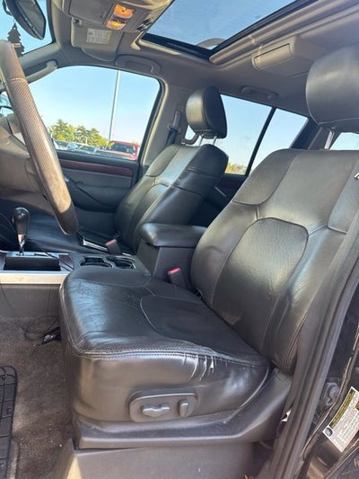 2010 Nissan Pathfinder LE