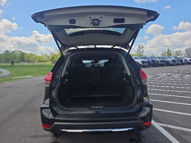 2020 Nissan Rogue SL