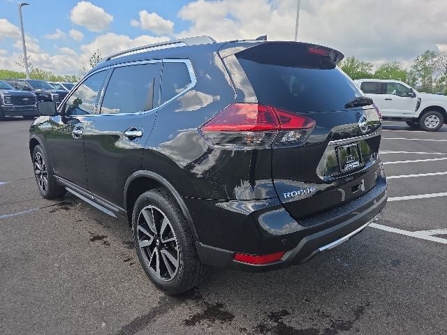 2020 Nissan Rogue SL
