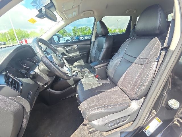 2020 Nissan Rogue SL