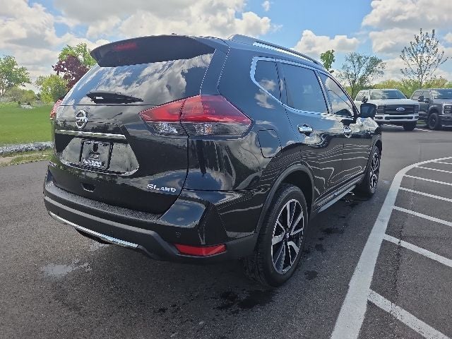 2020 Nissan Rogue SL