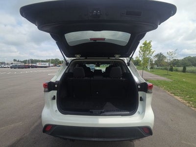 2021 Toyota Highlander L