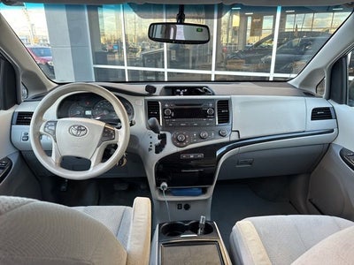 2012 Toyota Sienna LE 7 Passenger