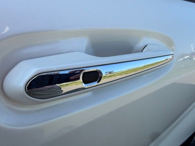 2021 Toyota Sienna XLE 8 Passenger