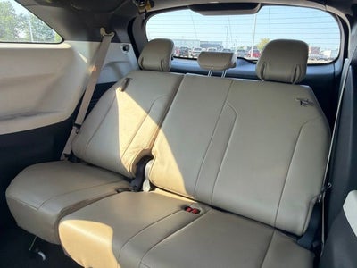 2021 Toyota Sienna XLE 8 Passenger