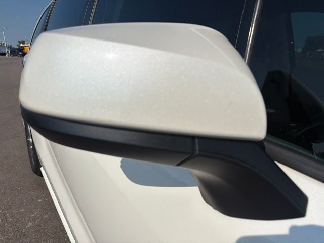 2021 Toyota Sienna XLE 8 Passenger
