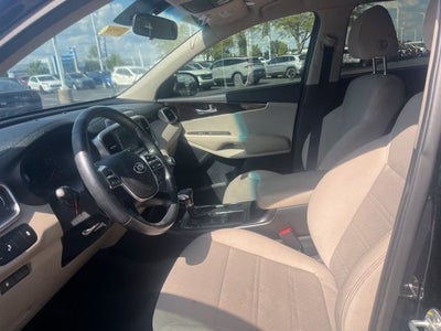 2020 Kia Sorento S