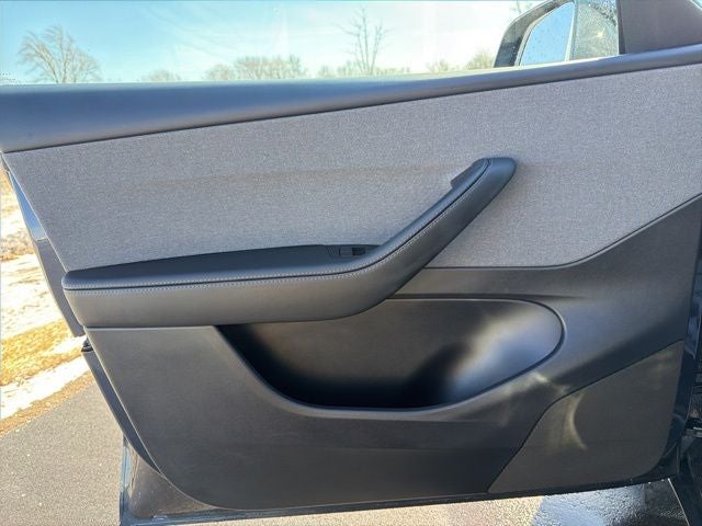 2026 Tesla Model Y Standard