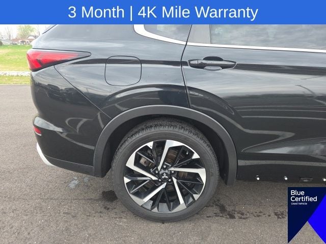 2022 Mitsubishi Outlander SE