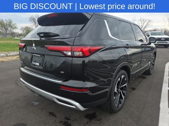 2022 Mitsubishi Outlander SE