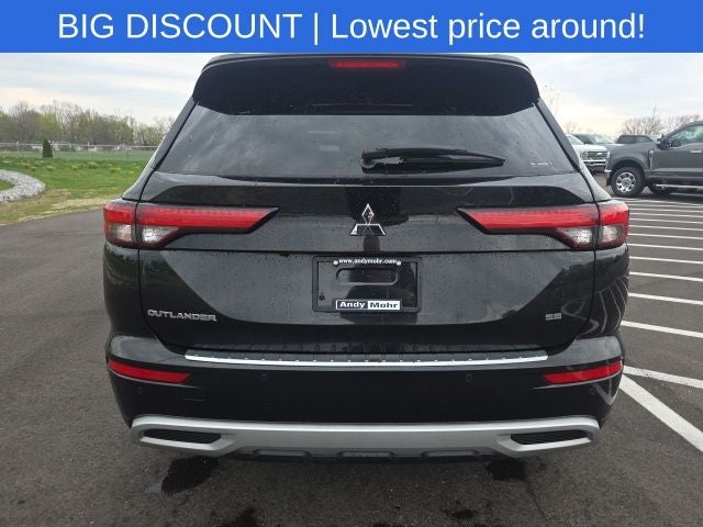2022 Mitsubishi Outlander SE